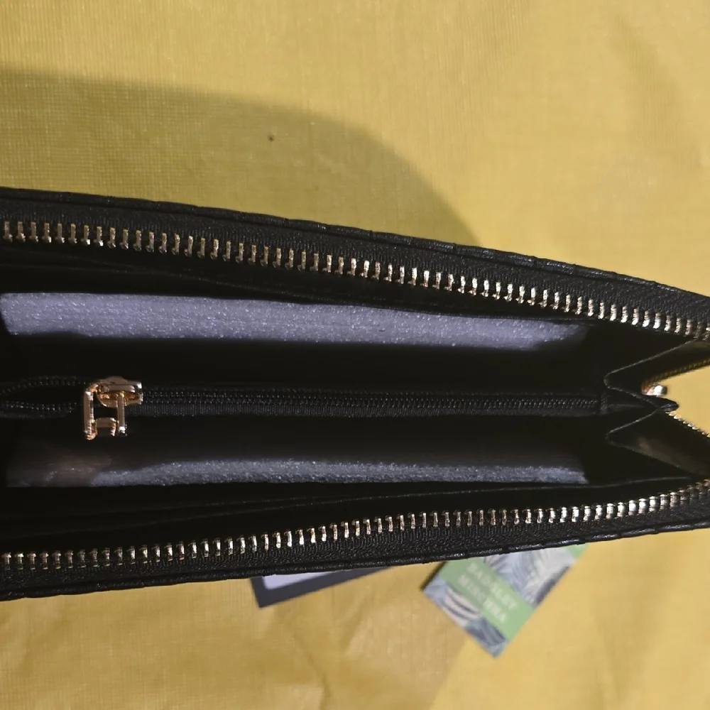 NWT Badgley Mischka Black Quilted Zip-Around Wallet with Gold Hardware